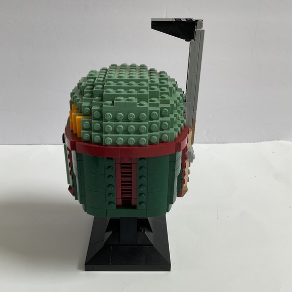 LEGO Star Wars: Boba Fett Helmet (75277) - Picture 5 of 7